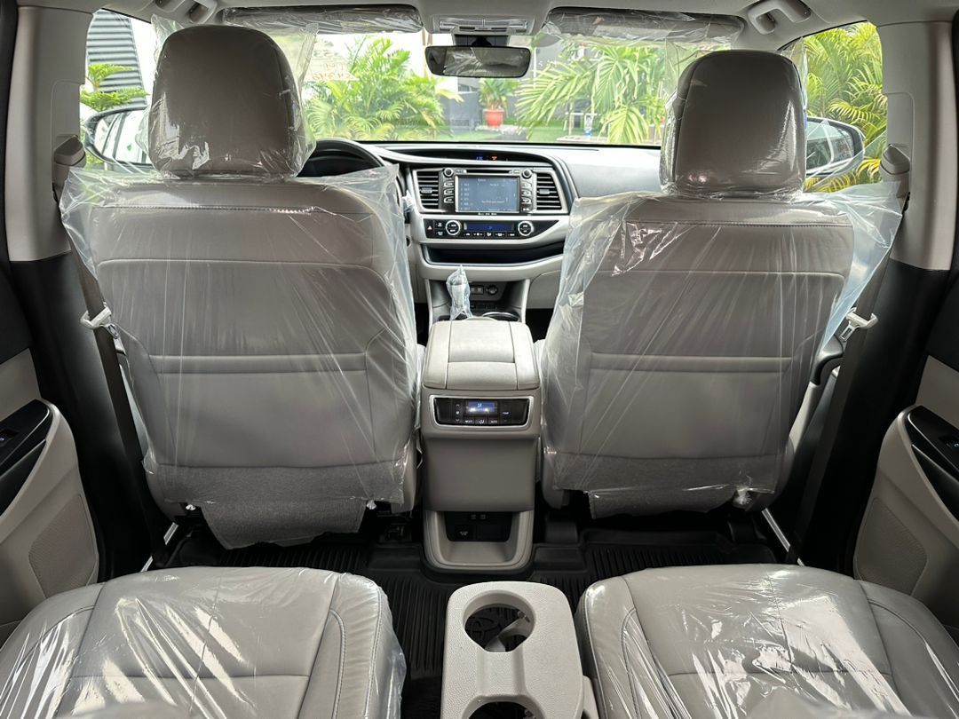 Toyota Highlander 2018, Vehicles