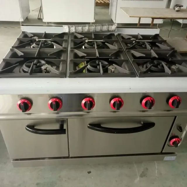 Gas Cooker with oven and grill, Tools and Machines