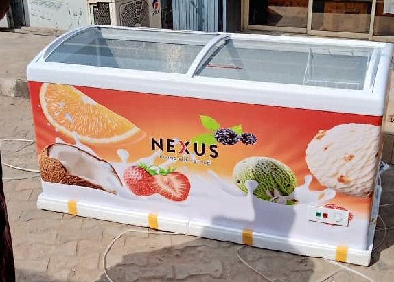 Nexus Ice Cream Display Freezer, Tools and Machines