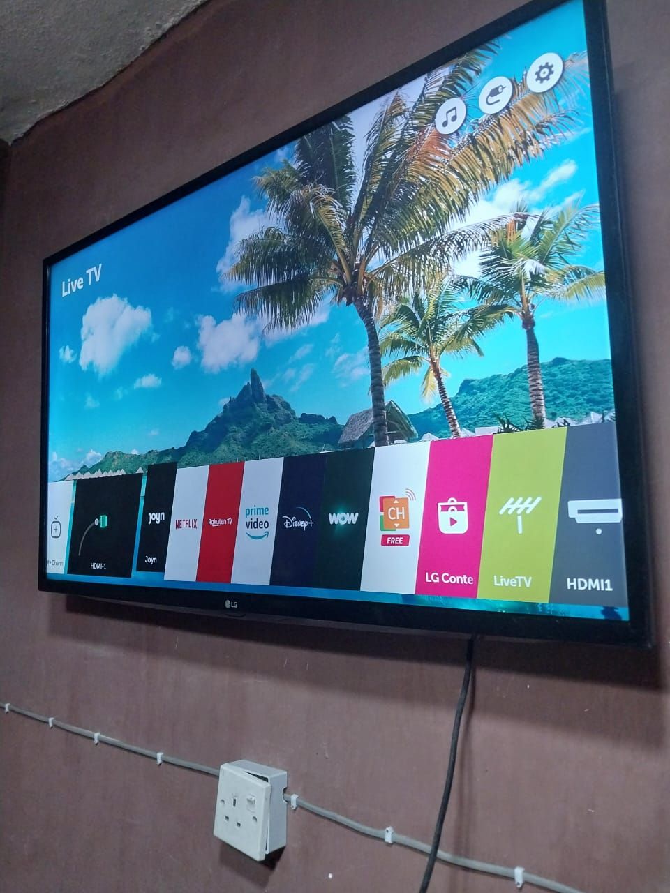 LG Smart TV 43 Inch, Electronics