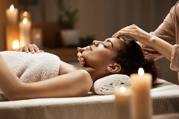 24 hours Massage Parlor, Victoria Island, Lagos, Health and Beauty Services
